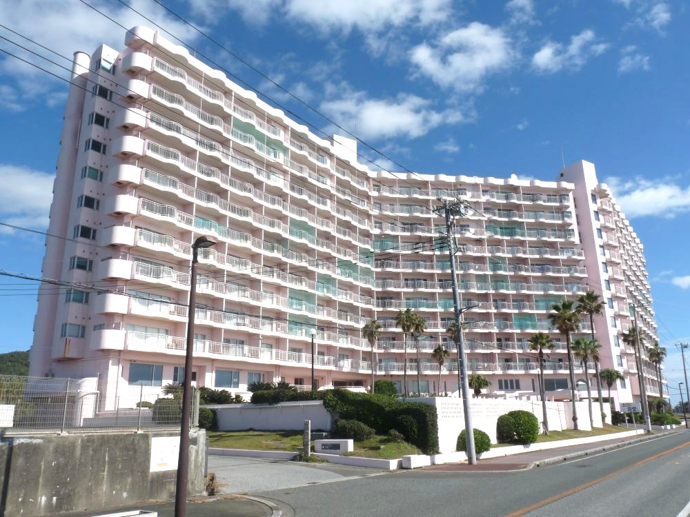 マンション全景