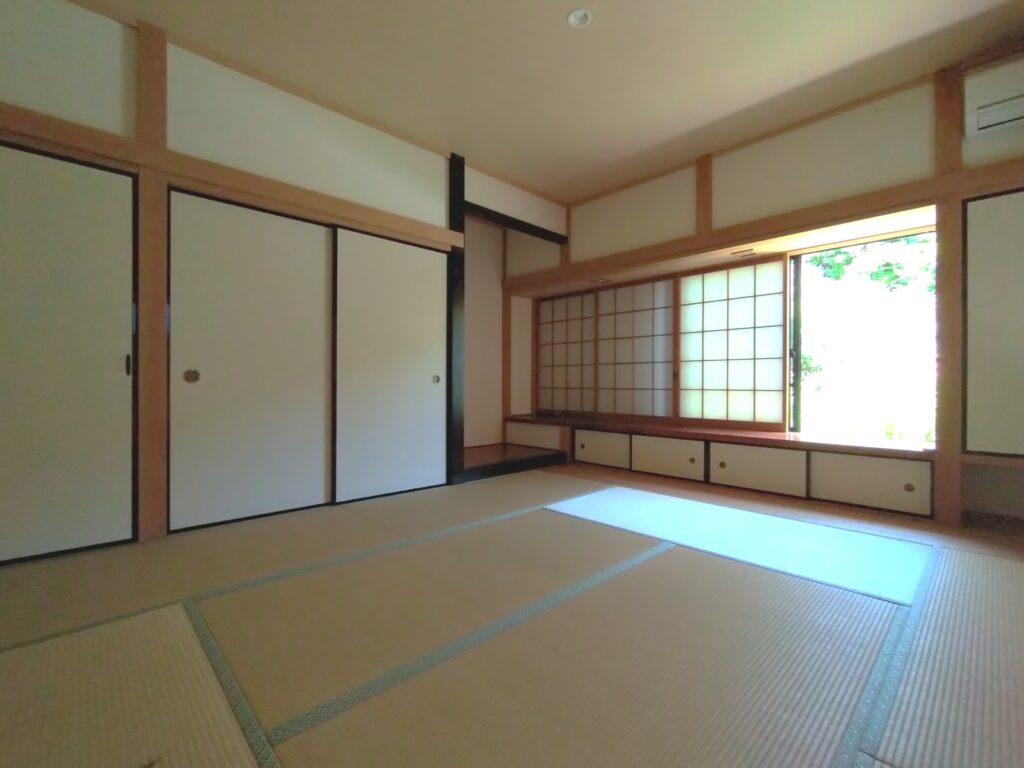 1階:和室8帖