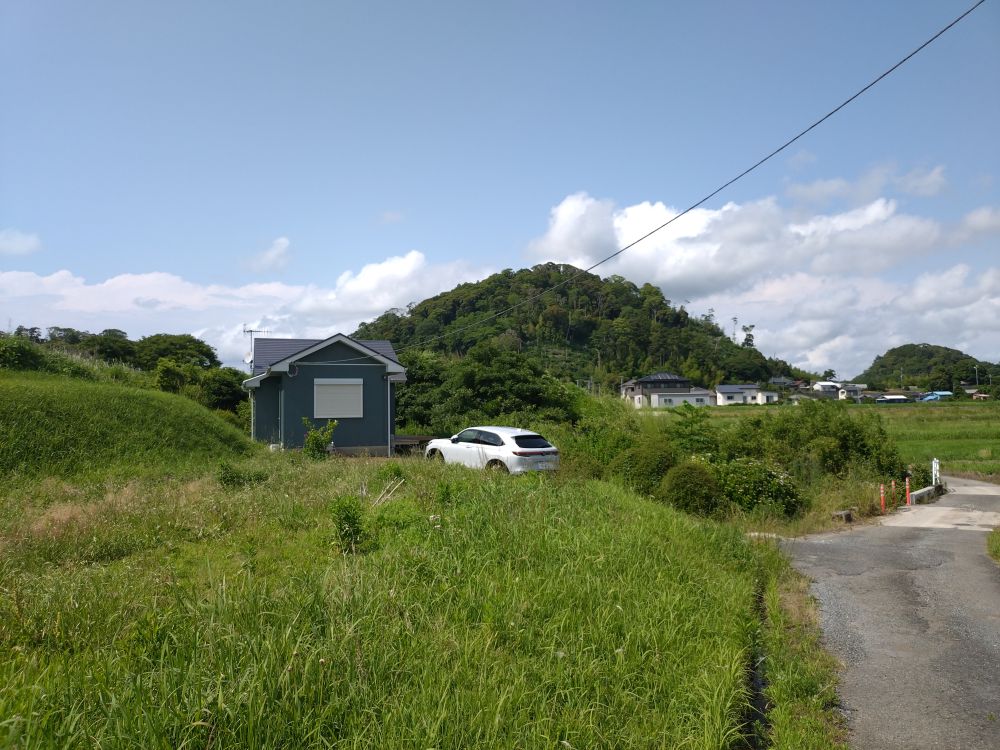 南側の道路より